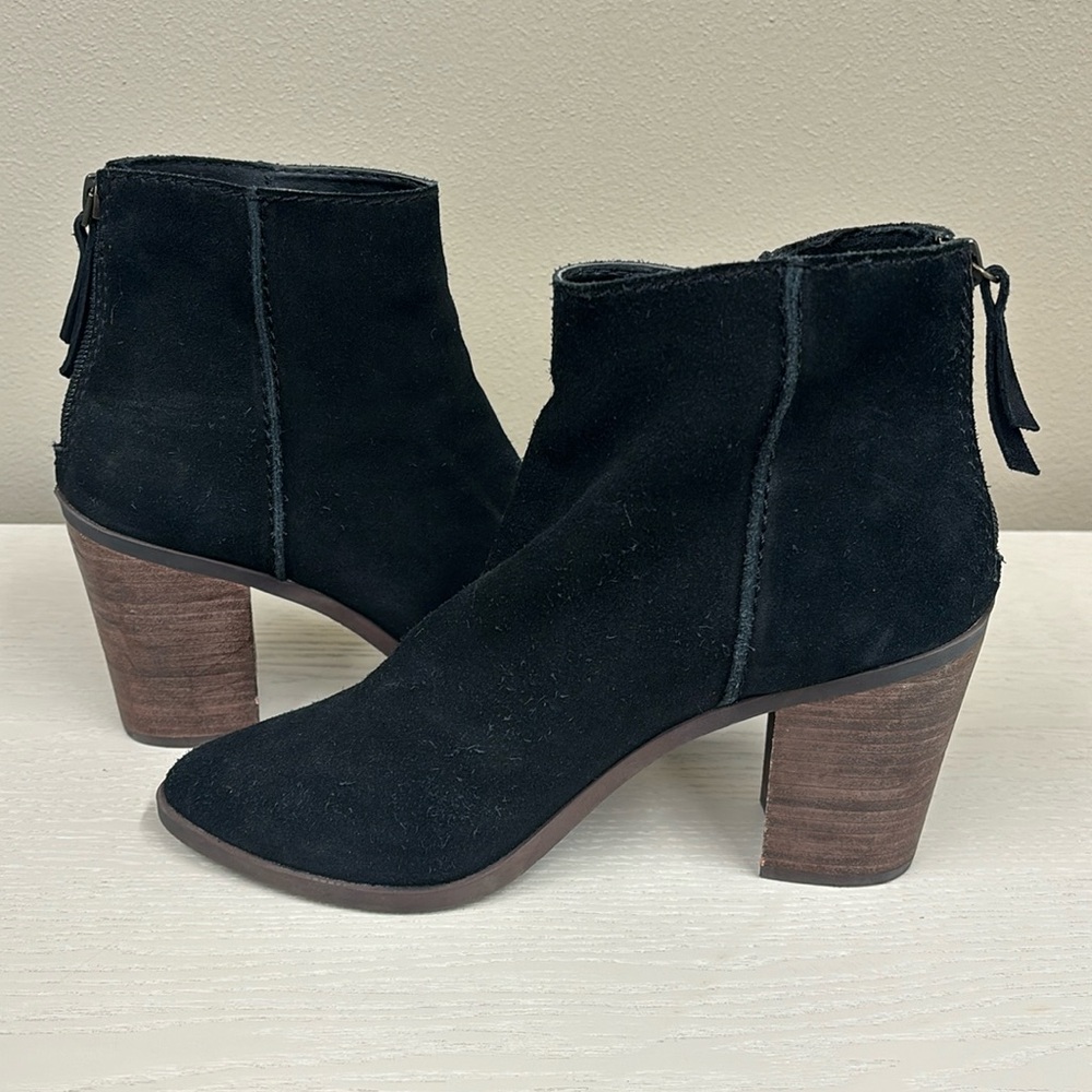 B.P. Black Suede Pointed Toe Ankle Boots